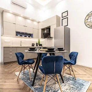 Assea Elegant With 2 Bedroom In Downtown Apartament