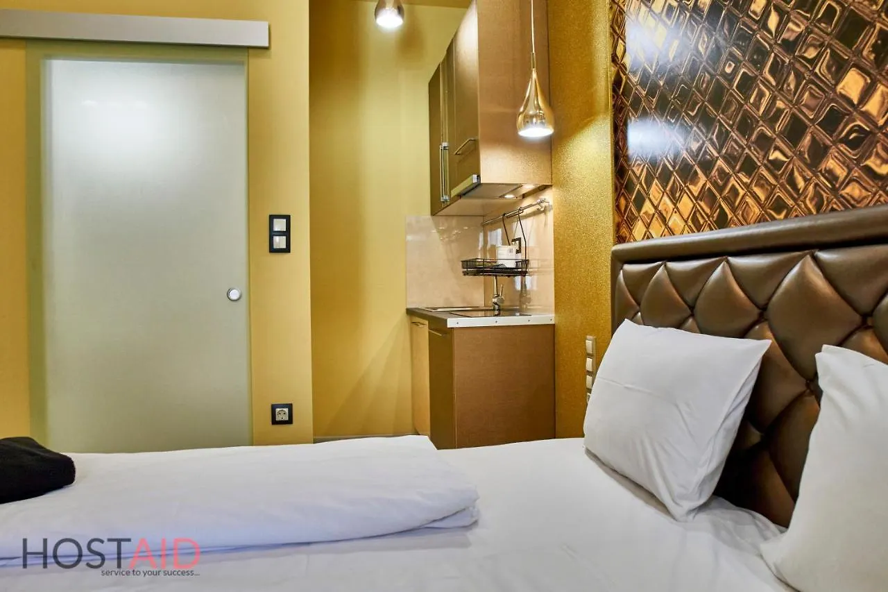 A13 Apartments - Budapest - Hostaid 0*,